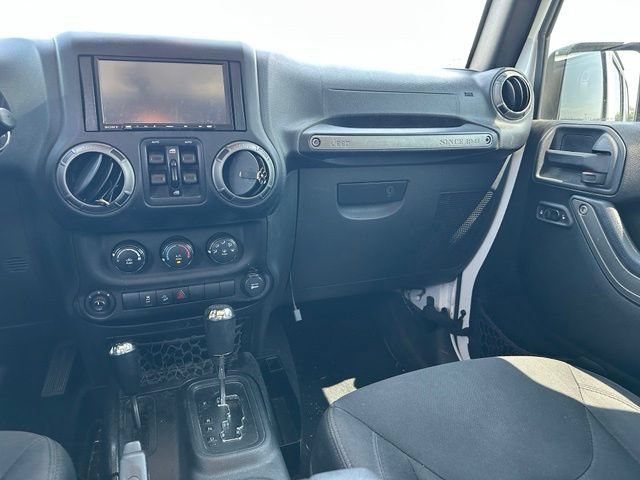 Used 2018 Jeep Wrangler Unlimited Sport S AWD/4WD image 11
