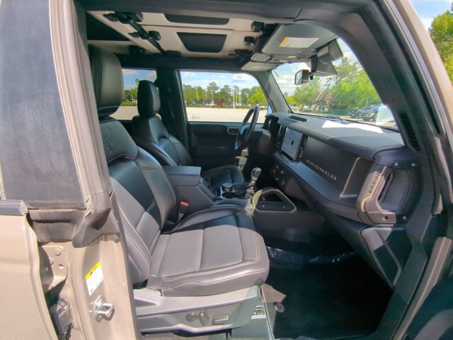 Certified 2025 Ford Bronco Badlands AWD/4WD image 35