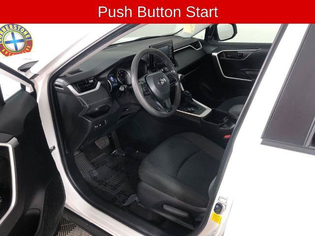 Used 2022 Toyota RAV4 LE AWD/4WD image 8