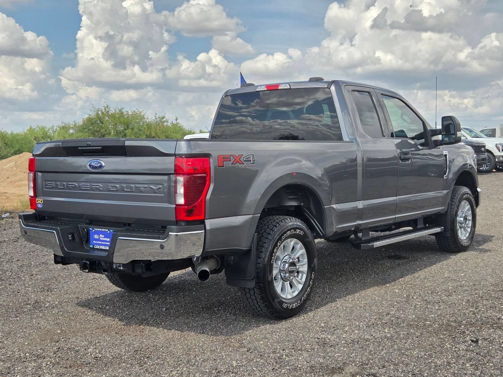 Certified 2022 Ford F250 XLT w/ XLT Value Package AWD/4WD image 5