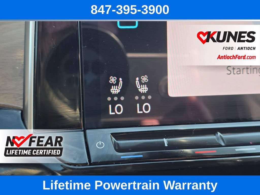 Used 2024 Volkswagen Atlas SE AWD/4WD image 43