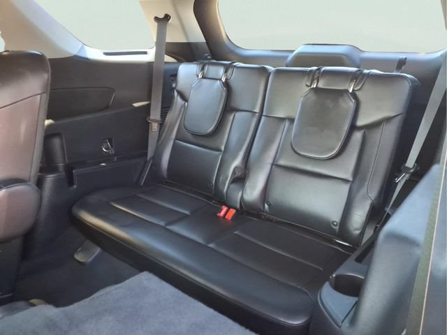 Certified 2022 Ford Explorer XLT w/ Equipment Group 202A AWD/4WD image 10