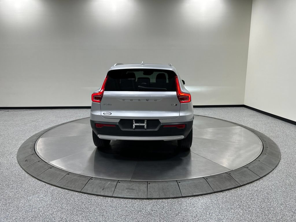 Used 2019 Volvo XC40 T5 Momentum AWD/4WD image 8