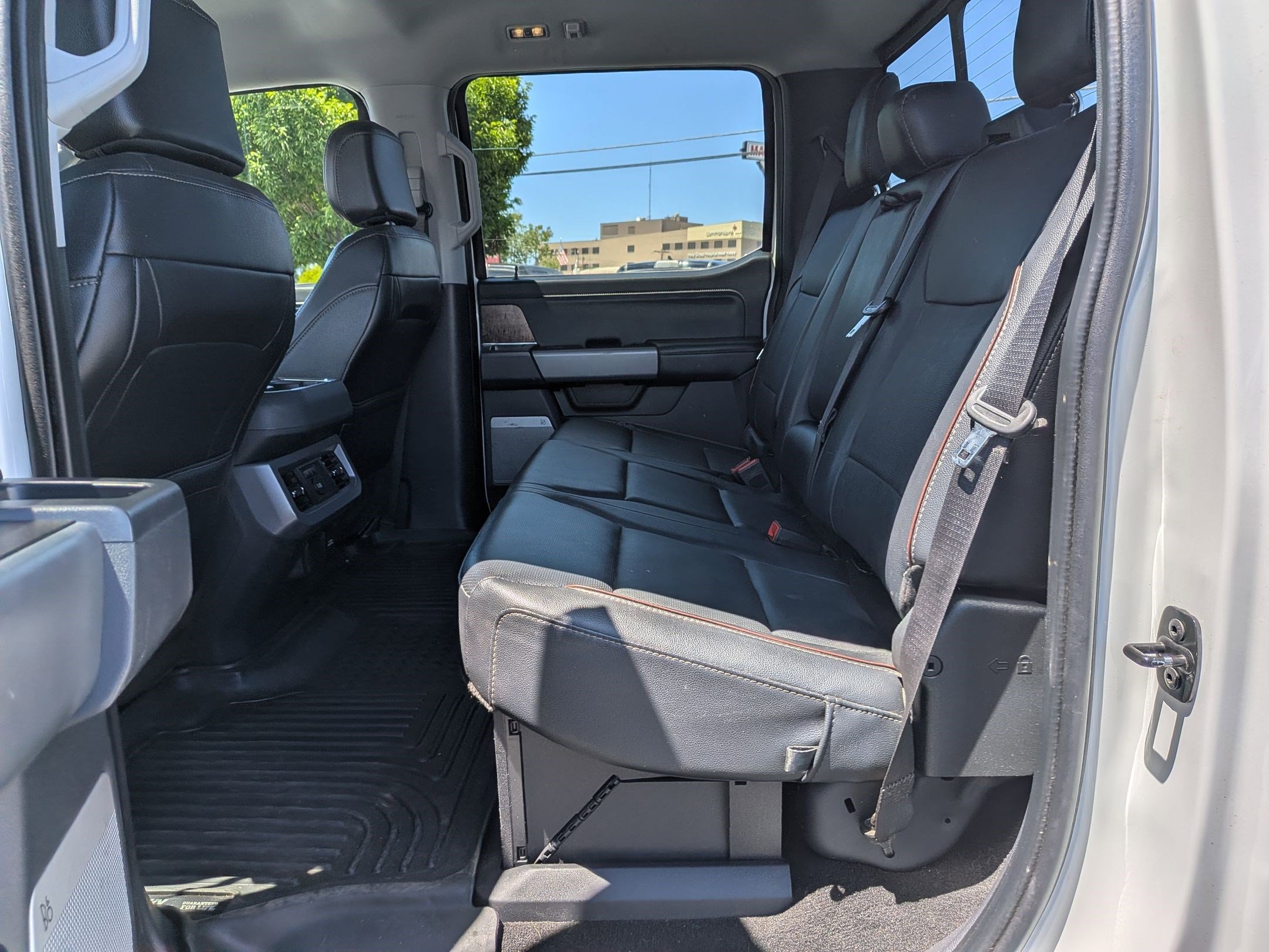 Certified 2024 Ford F350 Lariat AWD/4WD image 32