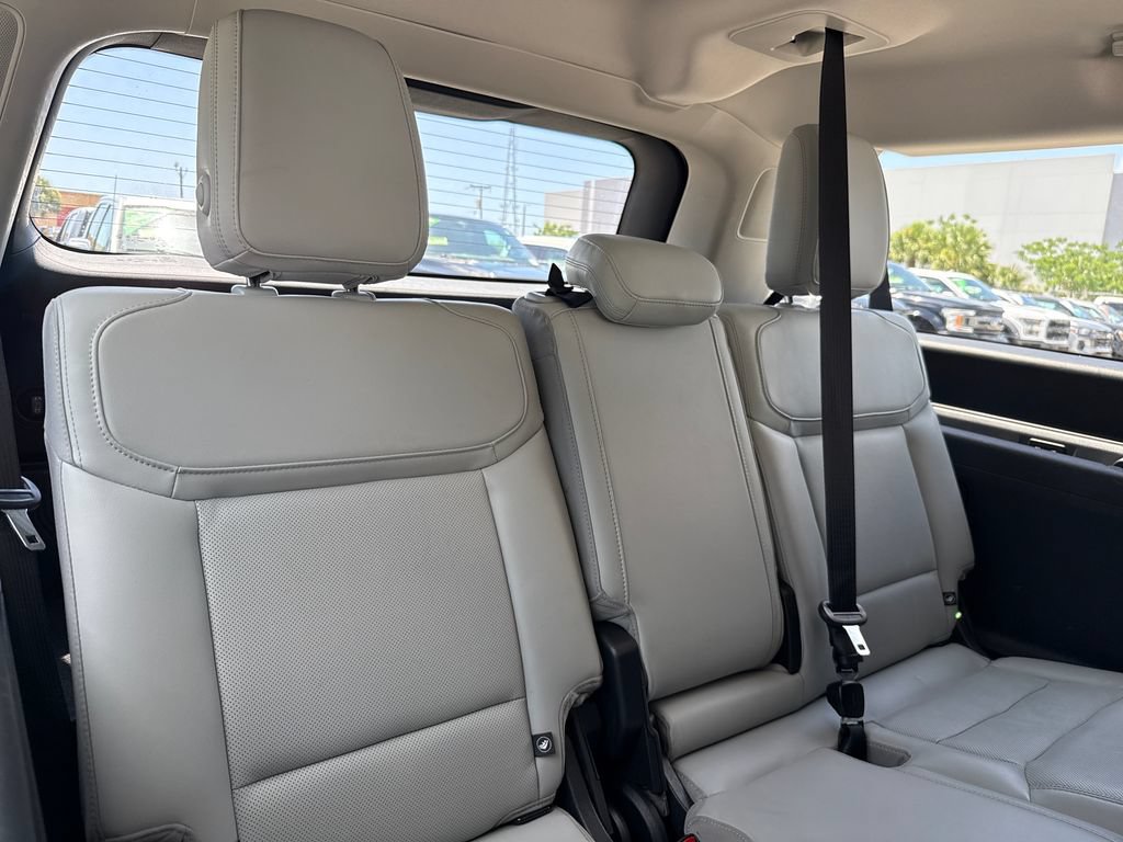 Certified 2025 Ford Expedition Max Platinum AWD/4WD image 34