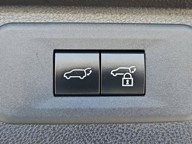 Used 2024 Toyota Grand Highlander AWD Hybrid image 20