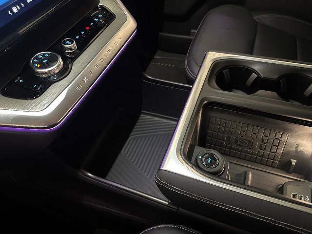 Certified 2025 Ford Expedition Max Platinum AWD/4WD image 33