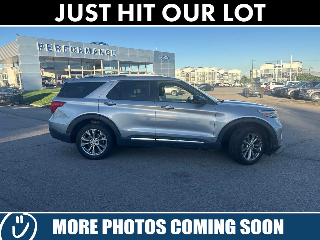 Certified 2021 Ford Explorer Limited w/ Equipment Group 301A AWD/4WD image 4