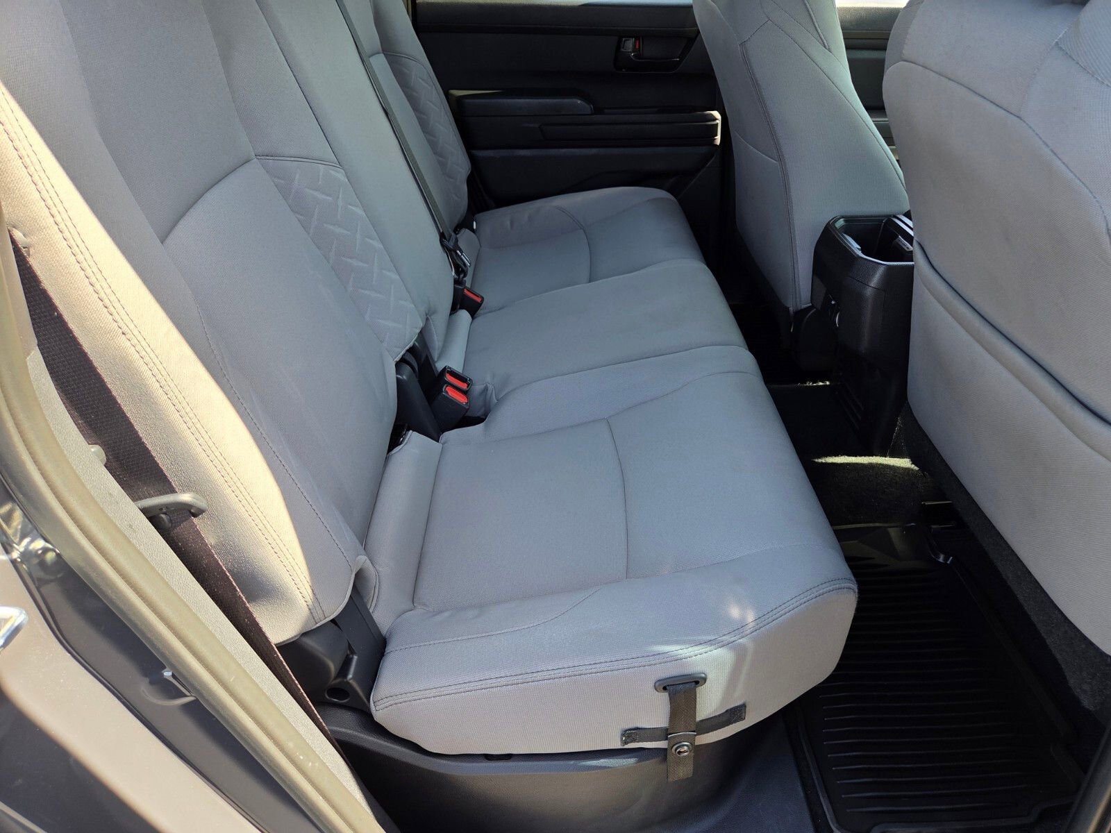 Used 2025 Toyota Tacoma SR5 AWD/4WD image 14