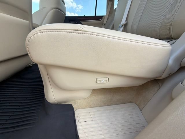 Used 2021 Lexus LX 570 4WD w/ Luxury Package image 15