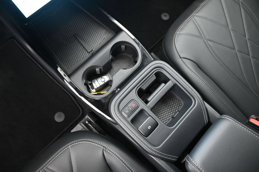 Certified 2025 Ford Mustang Mach-E Select RWD image 22