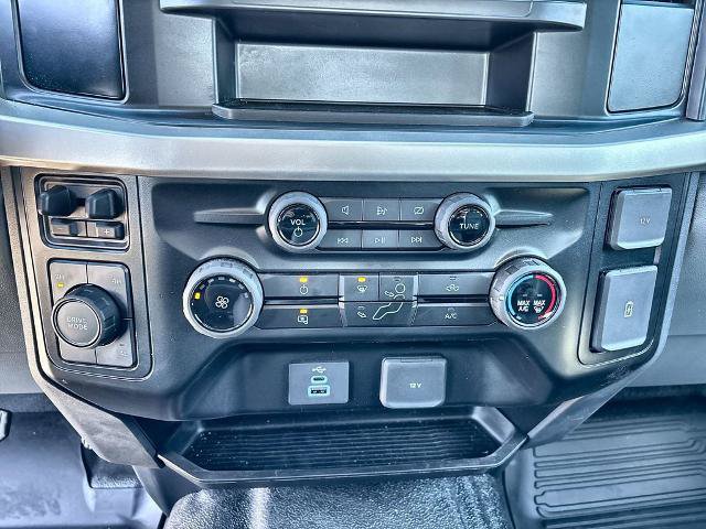 Certified 2024 Ford F250 XL w/ XL Chrome Package AWD/4WD image 16