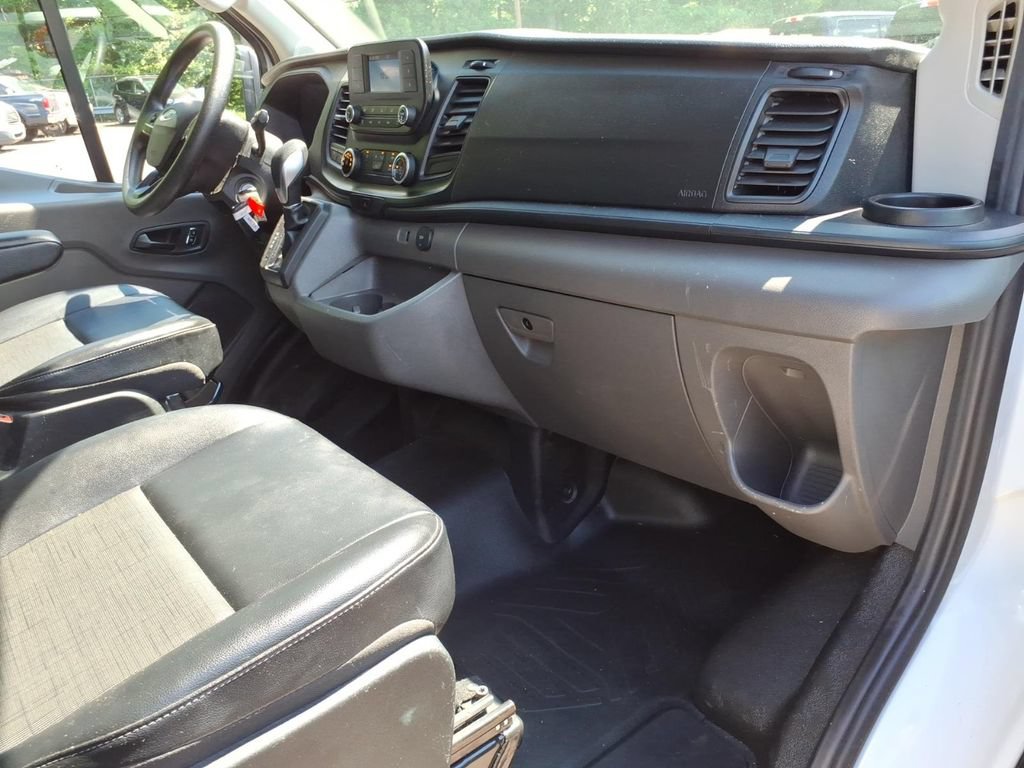 Certified 2024 Ford Transit 250 148 Medium Roof Extended AWD image 7