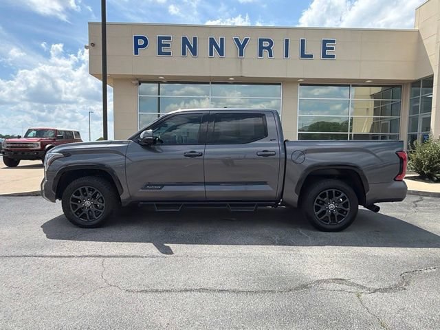 Used 2023 Toyota Tundra Platinum AWD/4WD image 8