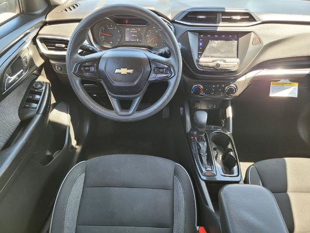 Used 2023 Chevrolet TrailBlazer LT FWD image 13