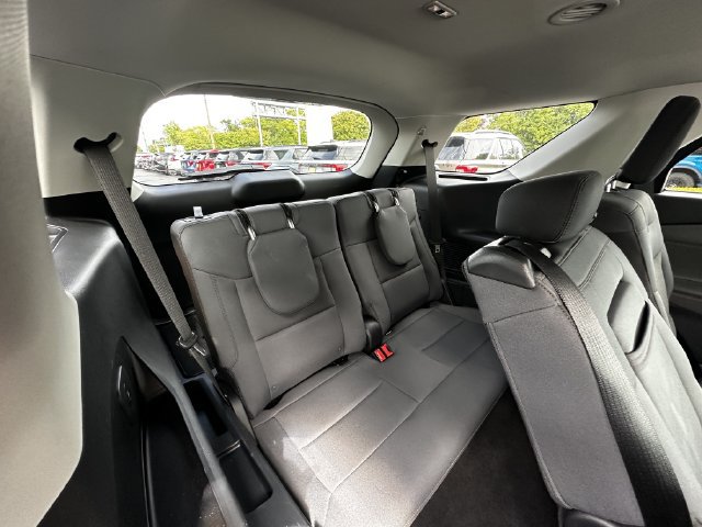Certified 2025 Ford Explorer Active AWD/4WD image 37