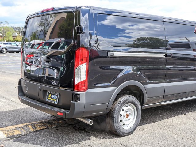 Certified 2026 Ford Transit 250 Low Roof RWD image 21