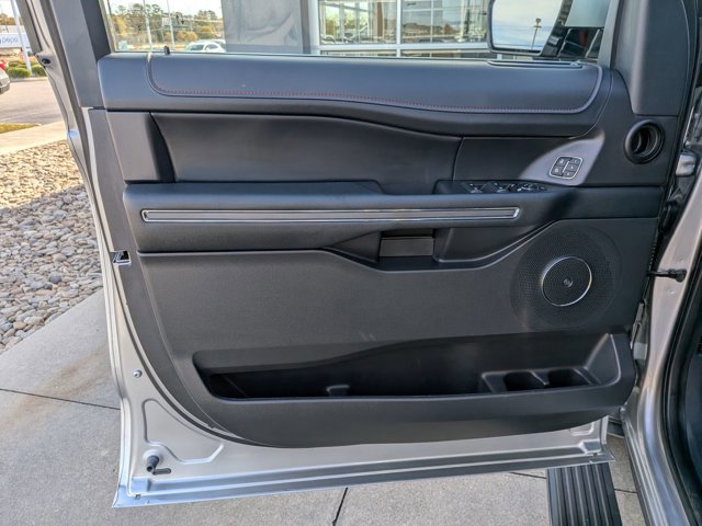 Certified 2024 Ford Expedition Limited image 12