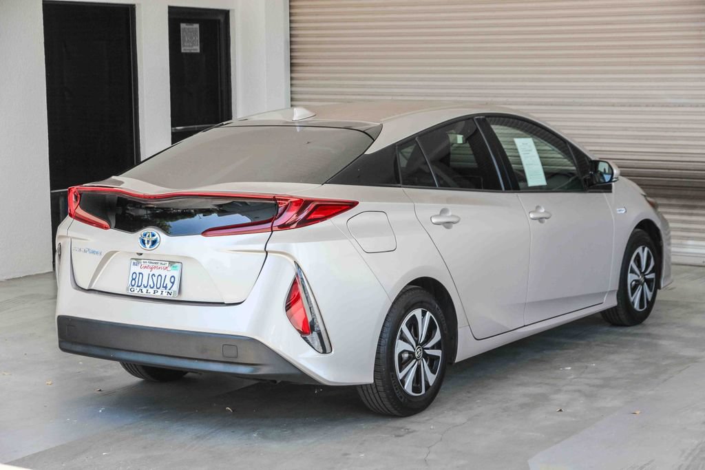 Used 2017 Toyota Prius Prime Premium w/ Carpet Mat Package FWD image 4