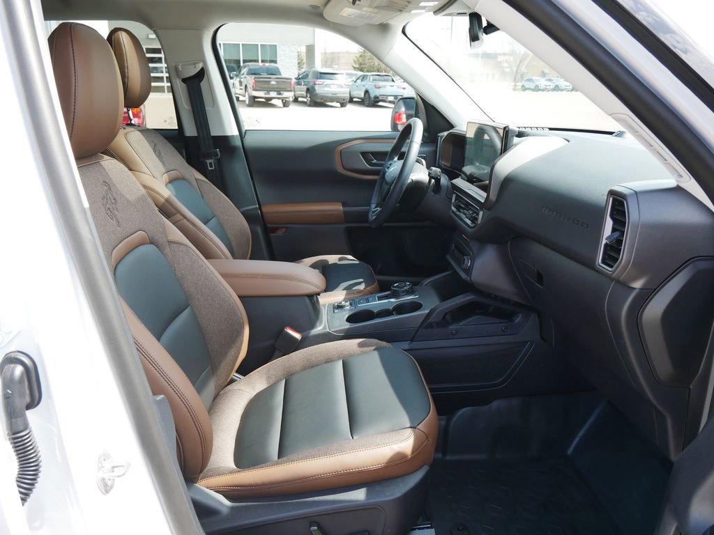 Certified 2025 Ford Bronco Sport Outer Banks w/ Sasquatch Outer Banks Package AWD/4WD image 14