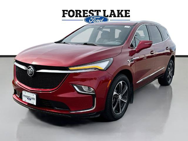 Used 2022 Buick Enclave Essence w/ Sport Touring Edition AWD/4WD image 3