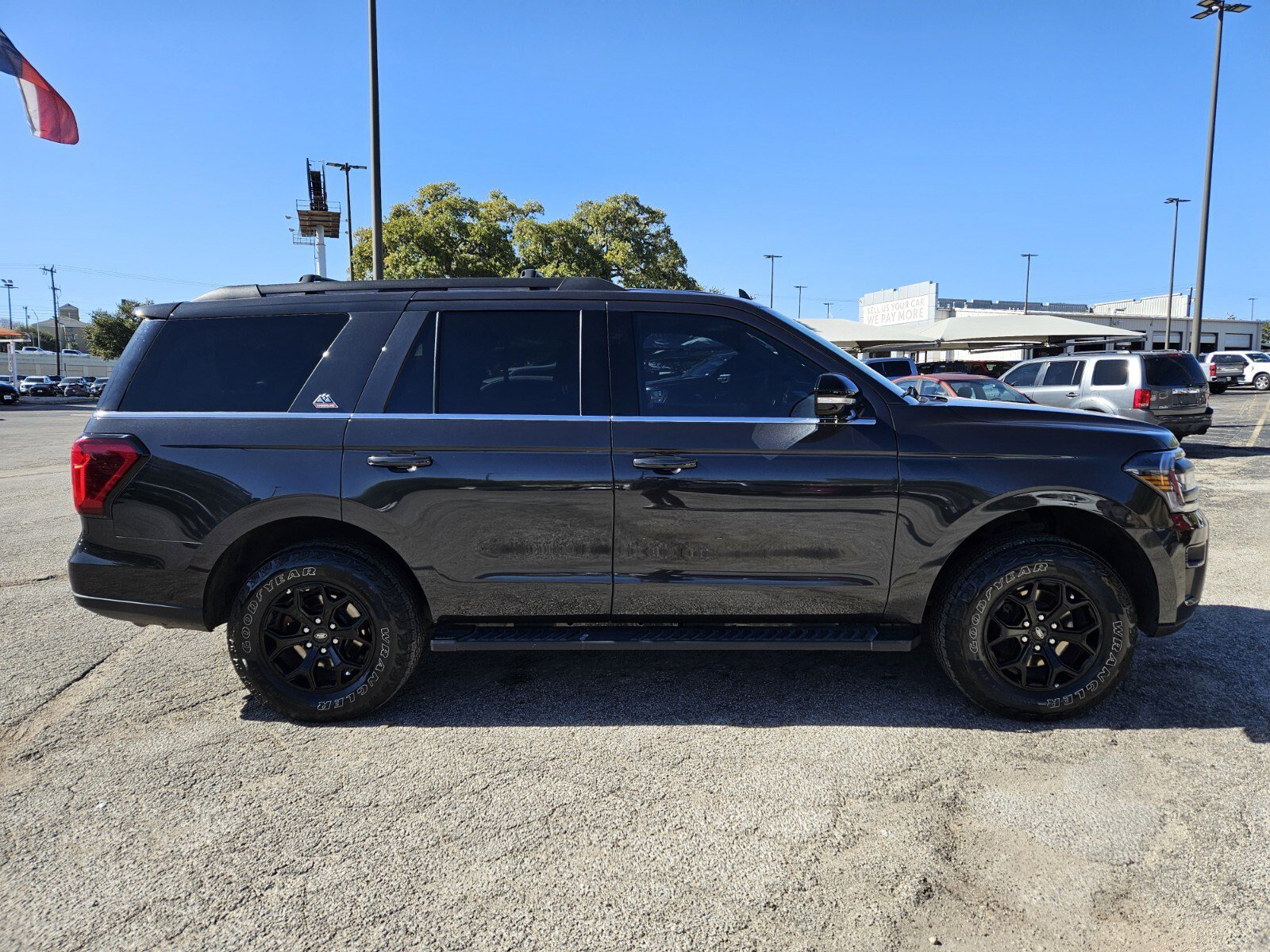 Certified 2024 Ford Expedition Timberline image 2