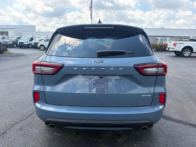 Certified 2024 Ford Escape ST-Line Select w/ Tech Pack #2 AWD/4WD image 3