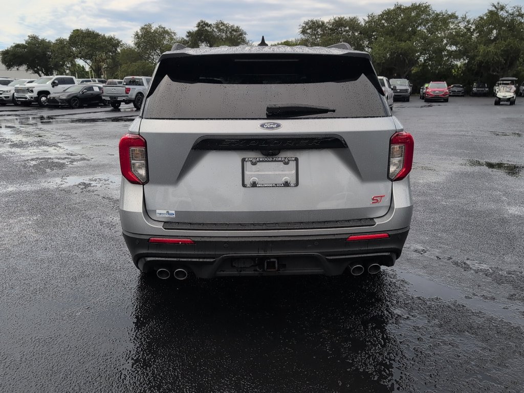 Certified 2022 Ford Explorer ST w/ ST Street Pack RWD image 4