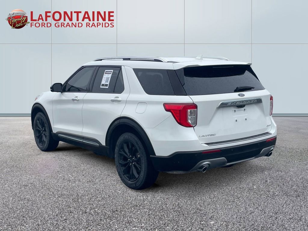 Certified 2022 Ford Explorer Limited AWD/4WD image 5