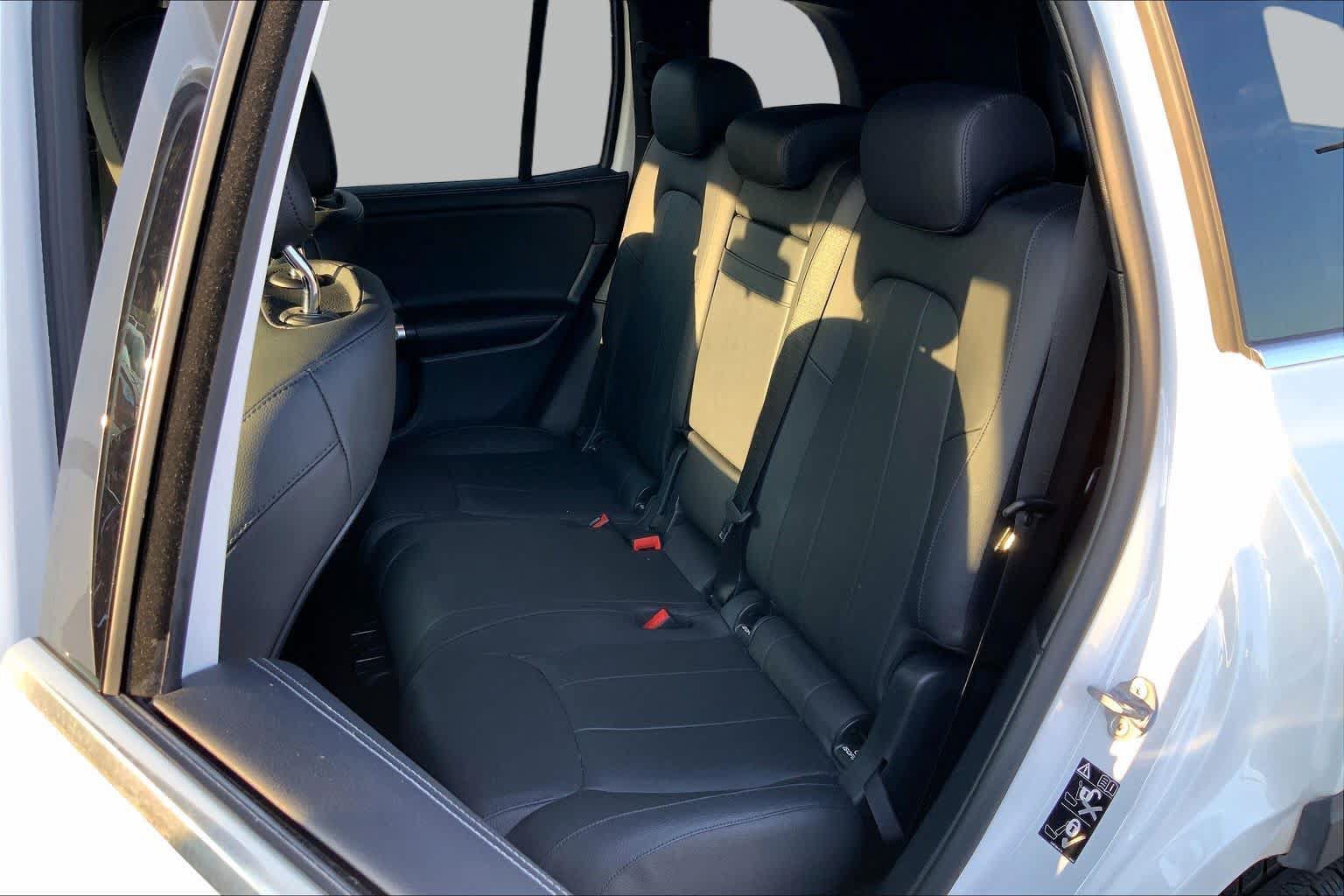 Used 2023 Mercedes-Benz GLB 250 4MATIC image 20