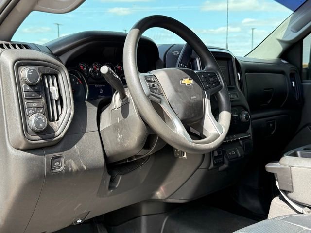 Used 2022 Chevrolet Silverado 2500 Custom w/ Custom Convenience Package AWD/4WD image 19