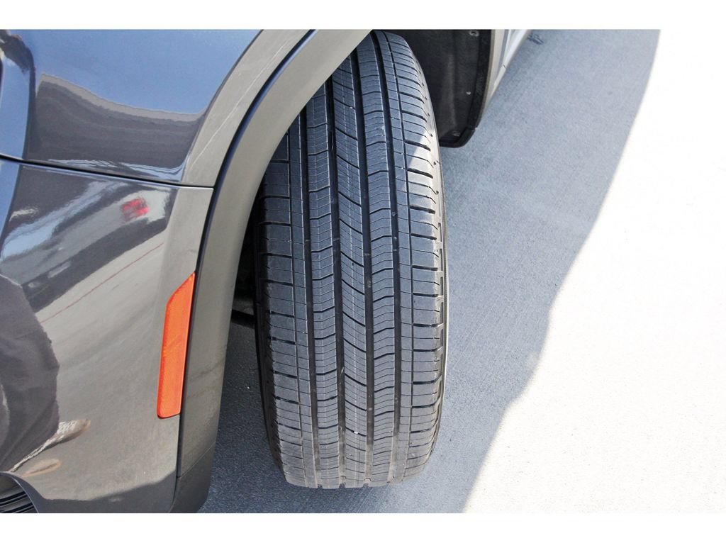 Used 2024 Jeep Grand Cherokee Altitude RWD image 29