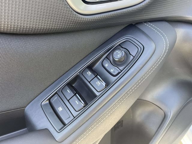 Used 2024 Subaru Forester Premium AWD/4WD image 19