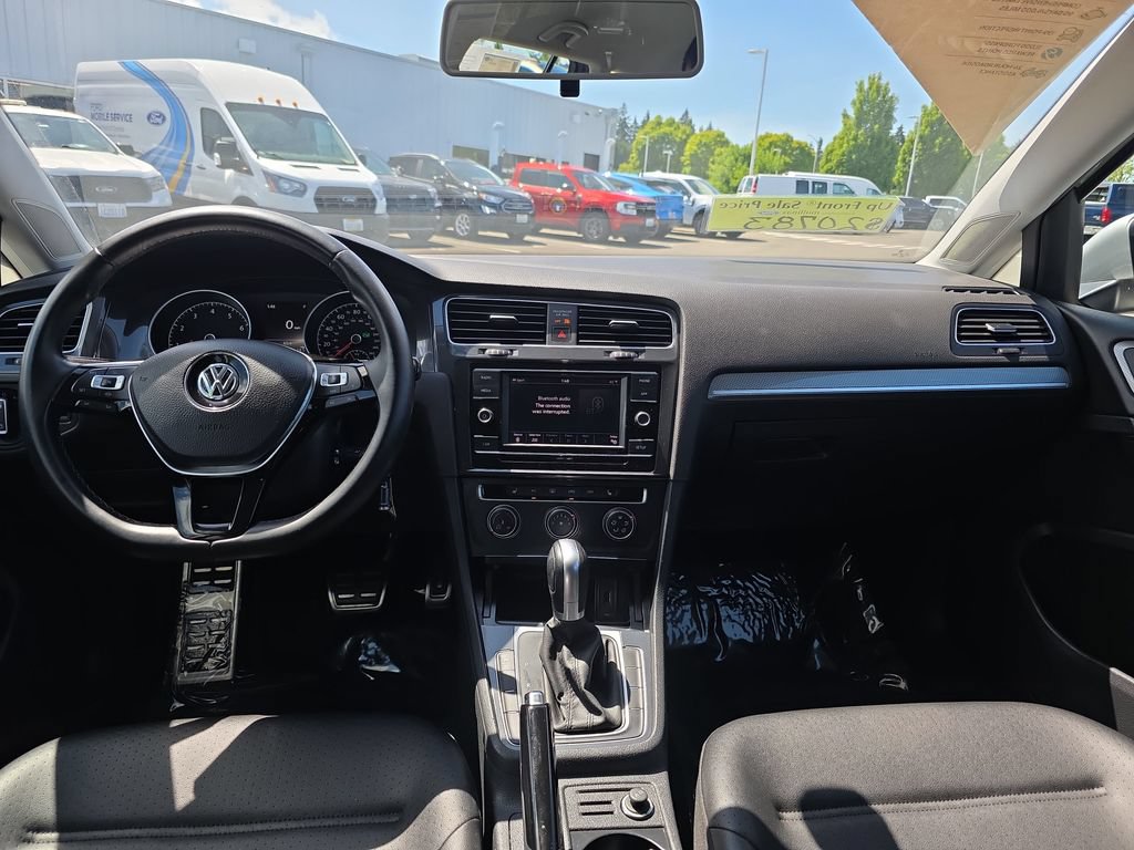 Used 2019 Volkswagen Golf Alltrack S AWD/4WD image 6