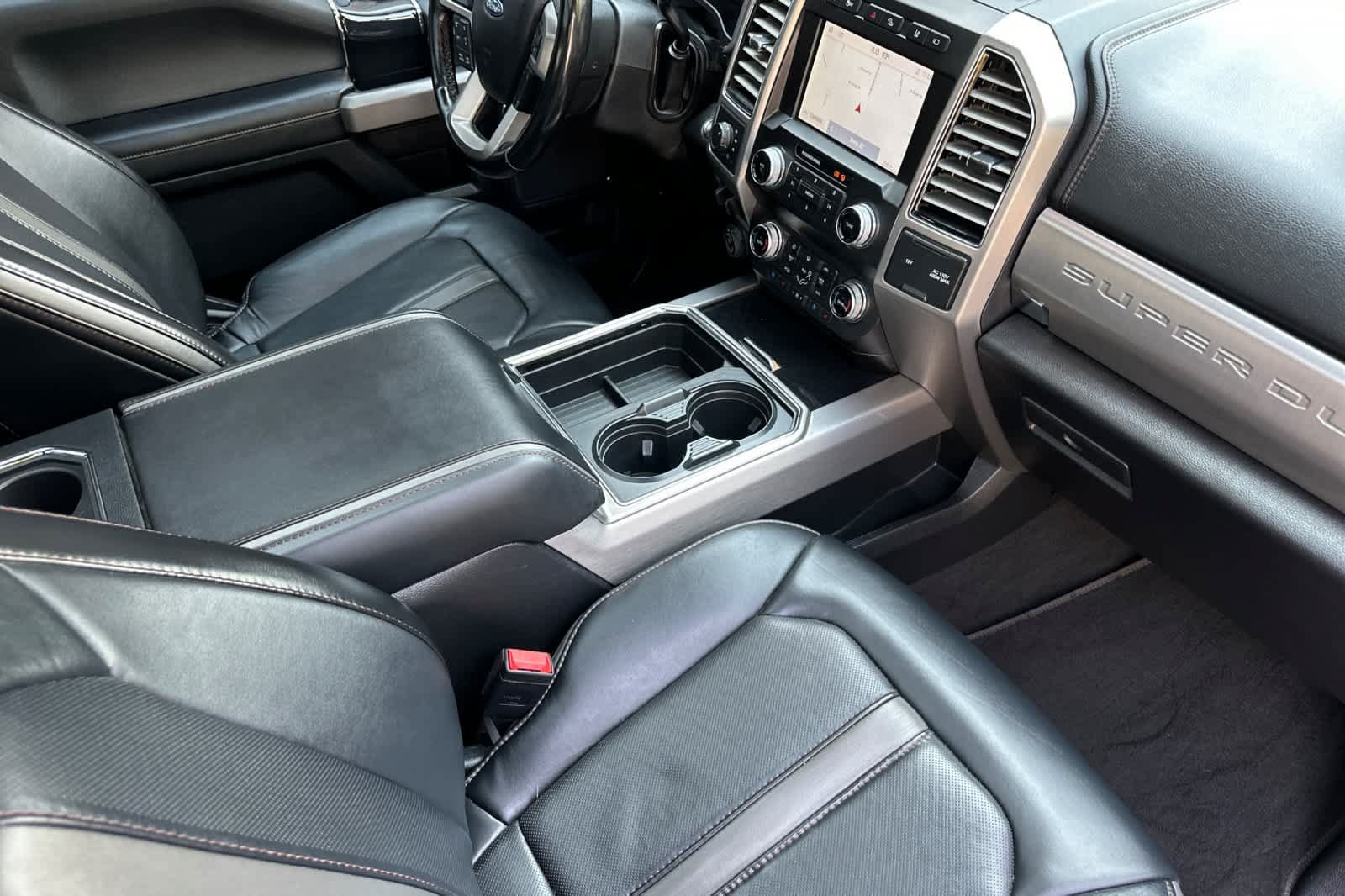 Certified 2021 Ford F350 Platinum w/ Tremor Off-Road Package AWD/4WD image 15