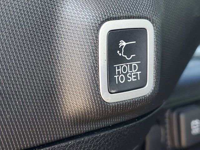 Used 2023 Jeep Grand Cherokee Altitude image 14