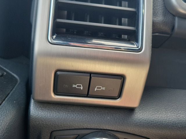 Certified 2022 Ford F350 Platinum AWD/4WD image 8
