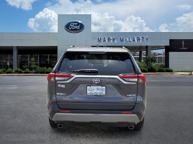 Used 2020 Toyota RAV4 Limited AWD/4WD image 4