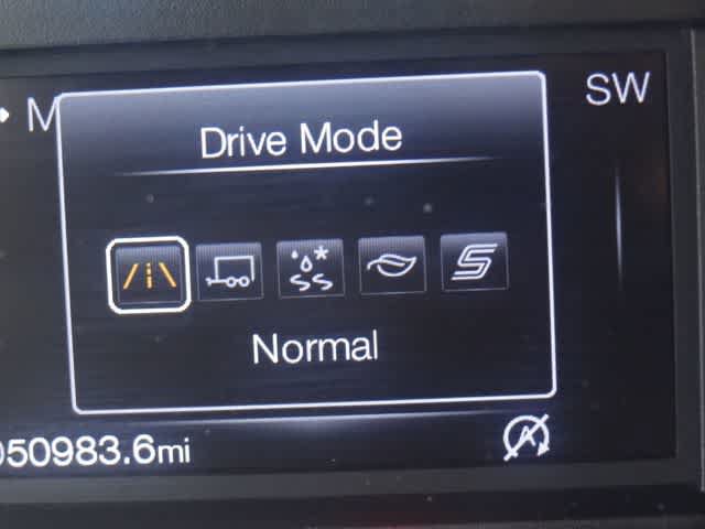 Certified 2019 Ford F150 XLT w/ Equipment Group 302A Luxury RWD image 28