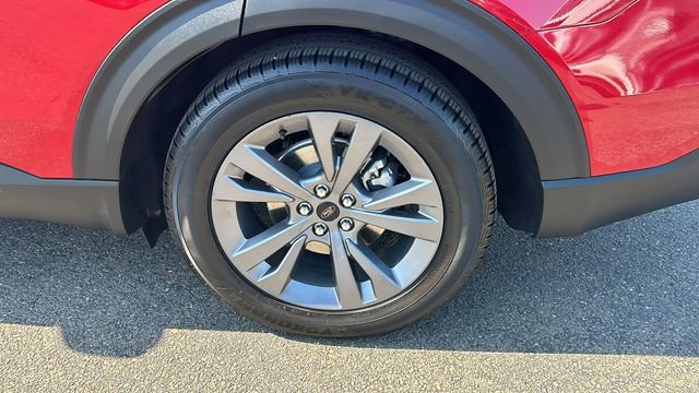 Certified 2021 Ford Explorer XLT w/ Equipment Group 202A RWD image 6