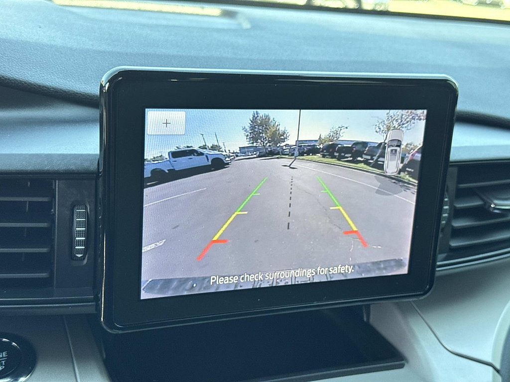 Certified 2023 Ford Explorer XLT RWD image 13