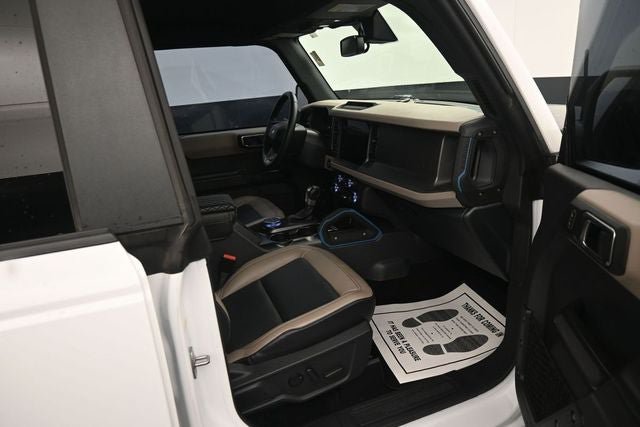 Certified 2024 Ford Bronco Wildtrak AWD/4WD image 13