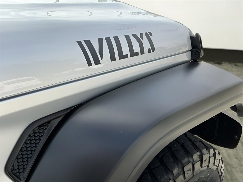 Used 2022 Jeep Wrangler Sport image 17