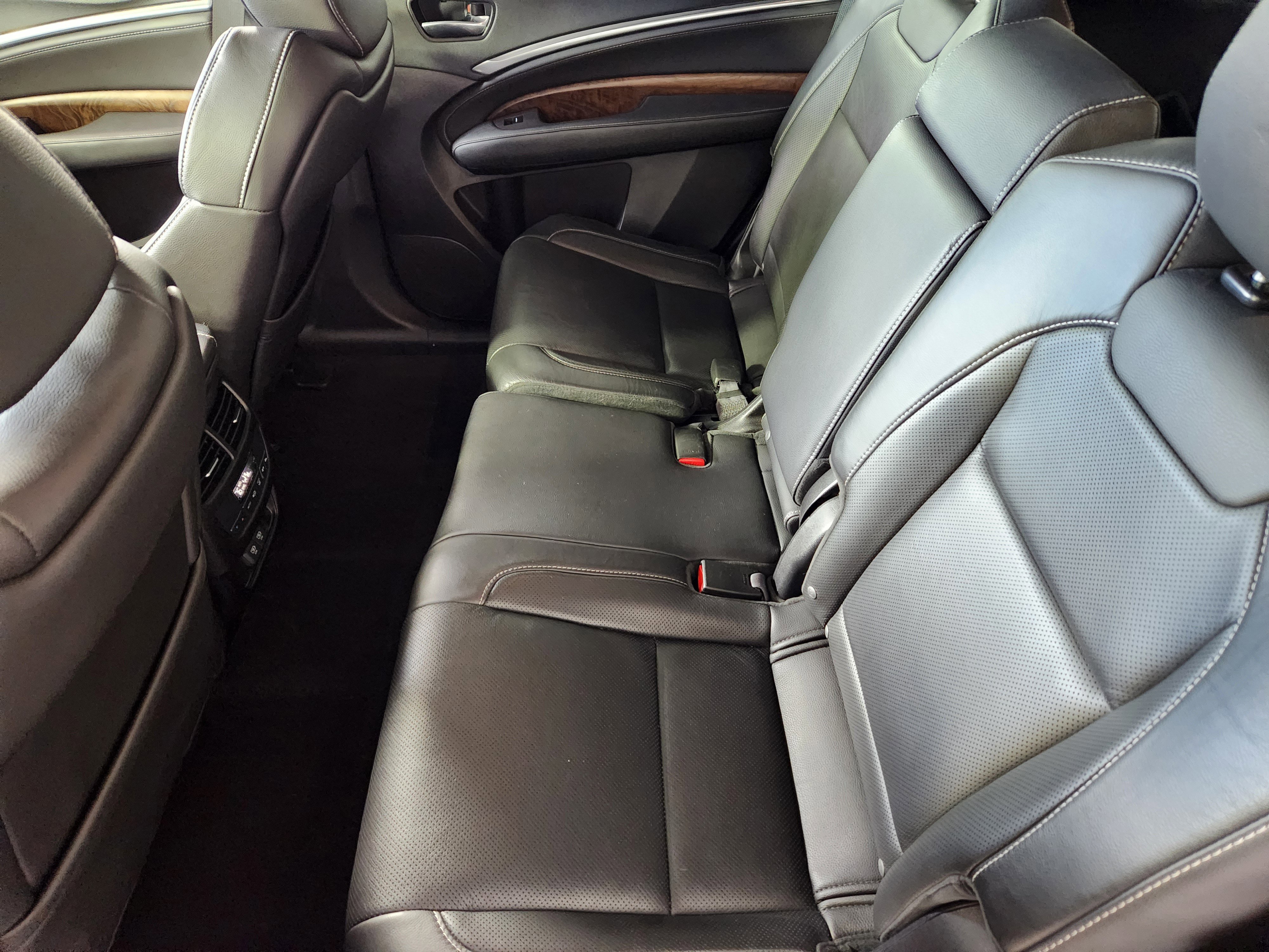 Used 2020 Acura MDX SH-AWD w/ Technology Package image 14