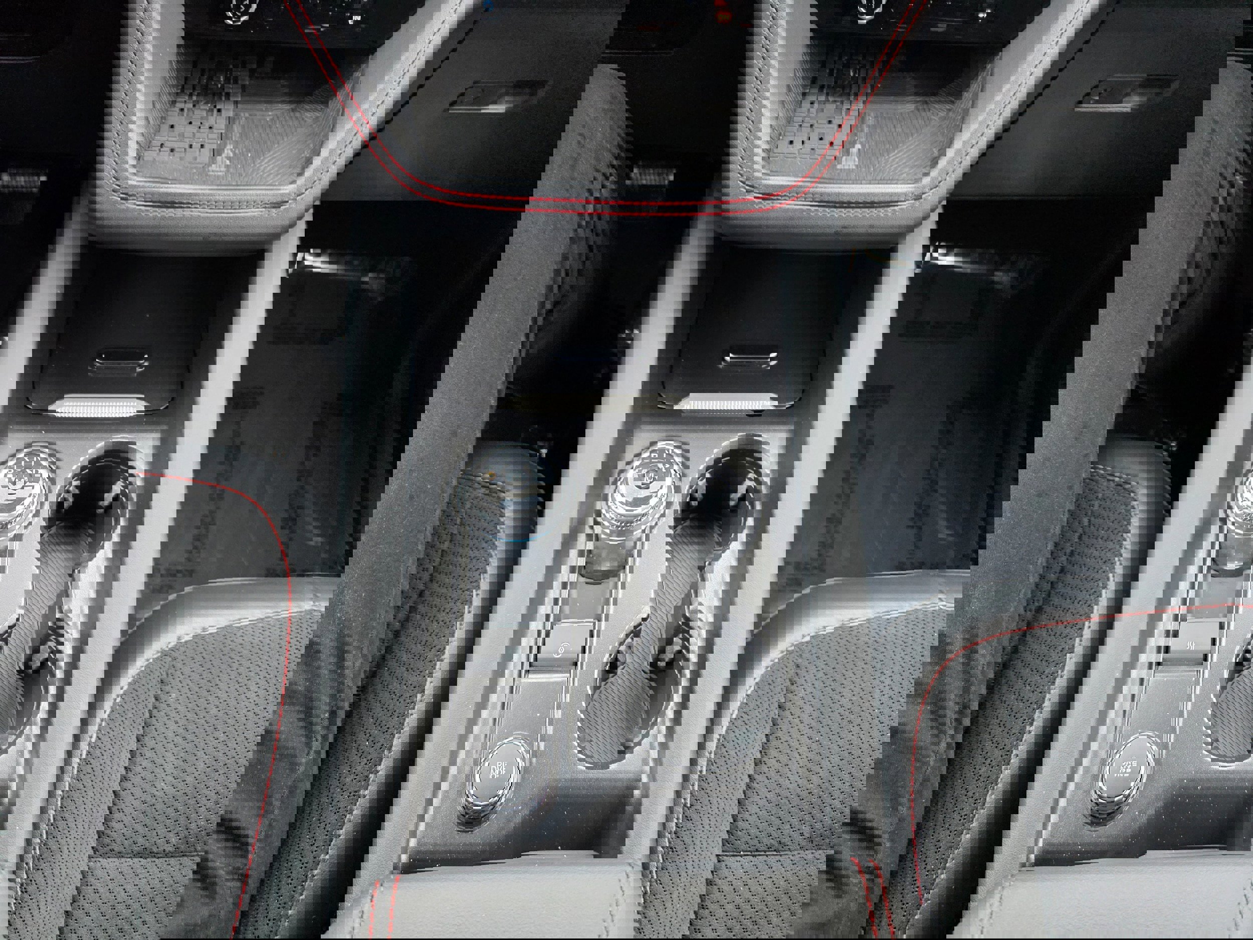 Certified 2025 Ford Explorer ST image 14