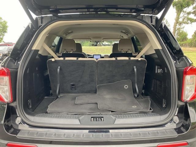 Certified 2020 Ford Explorer XLT w/ Equipment Group 202A RWD image 7