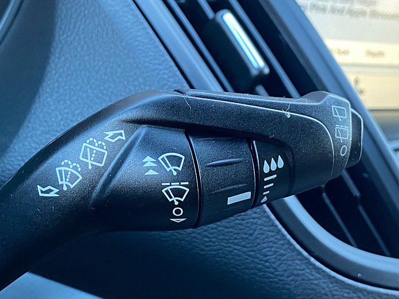 Certified 2018 Ford Escape SEL image 50