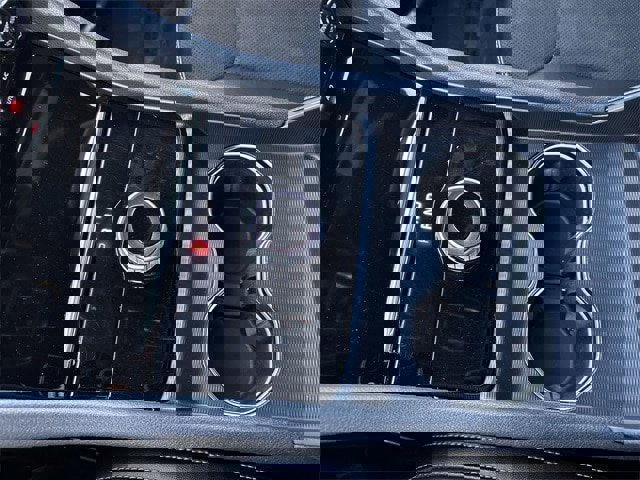 Used 2023 Jeep Grand Cherokee L Laredo image 11