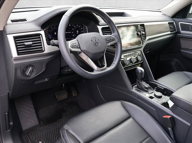 Used 2023 Volkswagen Atlas SE AWD/4WD image 13