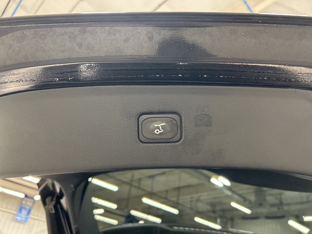 Certified 2019 Ford Edge SEL AWD/4WD image 29